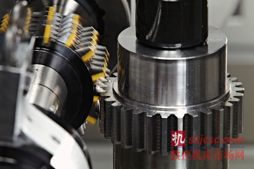 采用全齿型滚刀 - CoroMill 176可转位刀片刀具进行齿轮铣。