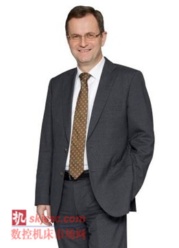 圖1:埃馬克集團亞太區總監Christoph Hoene先生 圖1:埃馬克集團亞太區總監Christoph Hoene先生