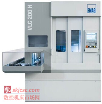 圖4:VLC 200 H 機型——立式自動上下料滾齒機可對直徑最大為 200 mm 的工件進行加工 圖4:VLC 200 H 機型——立式自動上下料滾齒機可對直徑最大為 200 mm 的工件進行加工