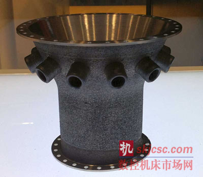 利用增材制造和切削加工制造的加工樣品（不銹鋼渦輪機殼）。制造約耗時6個小時