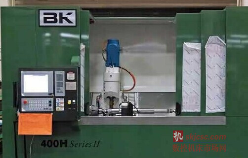 400H 系列 II 7 軸臥式滾齒機(jī)