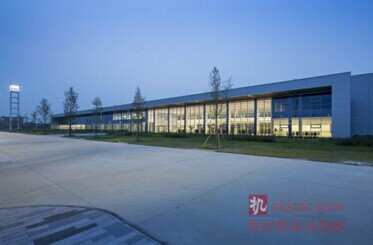 VL與VT系列機床由埃馬克金壇生產工廠制造 VL與VT系列機床由埃馬克金壇生產工廠制造