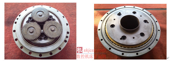 CIROS2015展商展品巡禮之七:天津百利天星2KV型系列減速機 天津百利天星傳動有限公司歷史悠久,資金和技術實力雄厚。俗話說,工欲善其事必先利其器,百利天星投入巨資,引進了德國產的齒輪檢測中心、日本的臥式加工中心、臺灣產的成型磨床、數控滾齒機、數控磨齒機、產品表面噴涂生產線等先進設備,以及三坐標測量機、車削中心、電腦控制綜合熱處理爐、產品質量檢測儀器等生產、質檢設備,為生產高質量的產品奠定了堅實的硬件基礎。 在產品研發方面,百利天星積數十年之豐富經驗,開發了擺線減速機、齒輪減速機、建機專用減速機和電動滾筒等四大系列上萬個規格的產品群。主導產品擺線減速機迄今保持引領行業和市場50余年的競爭強勢,自主創新開發的X8000系列擺線減速機和建機專用減速機達到國內領先國際先進水平。 在工業機器人領域,百利天星承擔了《工業機器人高精度高效率減速器開發》的國家863項目,已通過國家科技部的驗收。 百利天星負責人表示,今年的CIROS2015,公司將會以2KV型系列減速機參展。此系列減速機是國家863項目,是在擺線減速機標準及漸開線齒輪標準的基礎上進行齒形分析和修型,實現各項技術參數的優化。為此百利天星公司成立了有28名研發人員參與的各部門協同攻關的研發部,并設立2KV型機器人配套減速機專用裝配車間,為其提供技術、生產、質量等各方面的保障。 據介紹,2KV型系列減速機具有傳動比大,可達1/260;結構緊湊,體積小重量輕;運轉可靠平穩;耐沖擊、承載能力強;可頻繁啟動及正反轉使用等特點。目前生產出的8種2KV型減速機產品,應用在165kg焊接機器人和300kg搬運機器人的各個關節部位,獲得用戶廣泛好評。 天津百利天星傳動有限公司于CIROS2015展位號為:5.1H-C053,屆時各行人士可蒞臨參觀。 CIROS2015展商展品巡禮之七:天津百利天星2KV型系列減速機 天津百利天星傳動有限公司歷史悠久,資金和技術實力雄厚。俗話說,工欲善其事必先利其器,百利天星投入巨資,引進了德國產的齒輪檢測中心、日本的臥式加工中心、臺灣產的成型磨床、數控滾齒機、數控磨齒機、產品表面噴涂生產線等先進設備,以及三坐標測量機、車削中心、電腦控制綜合熱處理爐、產品質量檢測儀器等生產、質檢設備,為生產高質量的產品奠定了堅實的硬件基礎。 在產品研發方面,百利天星積數十年之豐富經驗,開發了擺線減速機、齒輪減速機、建機專用減速機和電動滾筒等四大系列上萬個規格的產品群。主導產品擺線減速機迄今保持引領行業和市場50余年的競爭強勢,自主創新開發的X8000系列擺線減速機和建機專用減速機達到國內領先國際先進水平。 在工業機器人領域,百利天星承擔了《工業機器人高精度高效率減速器開發》的國家863項目,已通過國家科技部的驗收。 百利天星負責人表示,今年的CIROS2015,公司將會以2KV型系列減速機參展。此系列減速機是國家863項目,是在擺線減速機標準及漸開線齒輪標準的基礎上進行齒形分析和修型,實現各項技術參數的優化。為此百利天星公司成立了有28名研發人員參與的各部門協同攻關的研發部,并設立2KV型機器人配套減速機專用裝配車間,為其提供技術、生產、質量等各方面的保障。 據介紹,2KV型系列減速機具有傳動比大,可達1/260;結構緊湊,體積小重量輕;運轉可靠平穩;耐沖擊、承載能力強;可頻繁啟動及正反轉使用等特點。目前生產出的8種2KV型減速機產品,應用在165kg焊接機器人和300kg搬運機器人的各個關節部位,獲得用戶廣泛好評。 天津百利天星傳動有限公司于CIROS2015展位號為:5.1H-C053,屆時各行人士可蒞臨參觀。