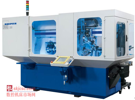 KOEPFER K 300 滾齒機: 該機床靈活通用，幾乎可以滾銑任何齒輪。其耐振聚合物混凝土的床身、箱式框架設計和熱對稱結構均利于實現高效的加工工藝。