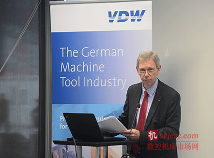 德國機床制造商協會經濟部部長Gerhard Hein先生 德國機床制造商協會經濟部部長Gerhard Hein先生